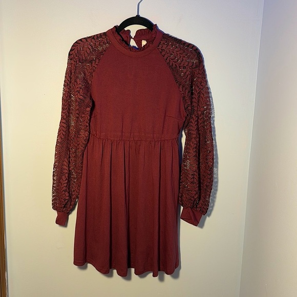 LACE T-SHIRT MINI DRESS - Picture 1 of 4